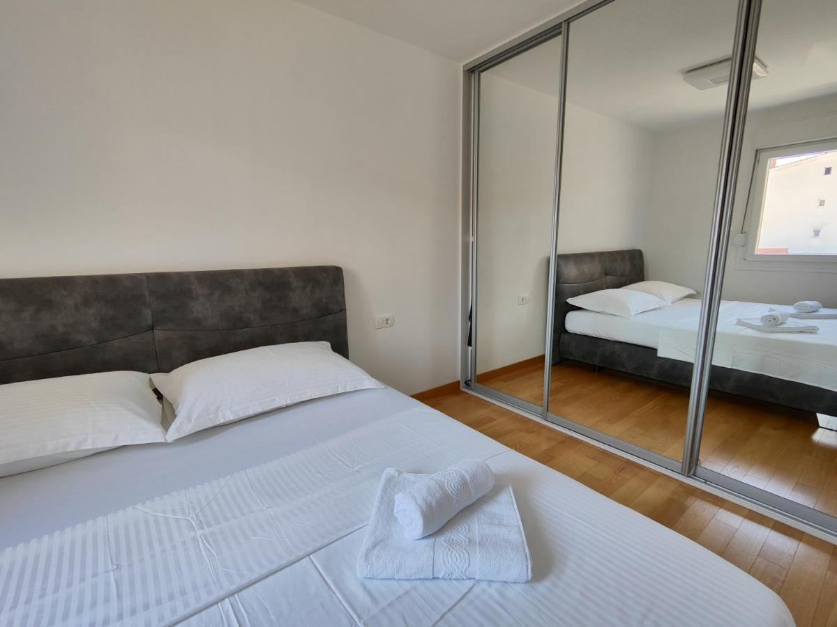 Lucy Apartment Спліт Екстер'єр фото