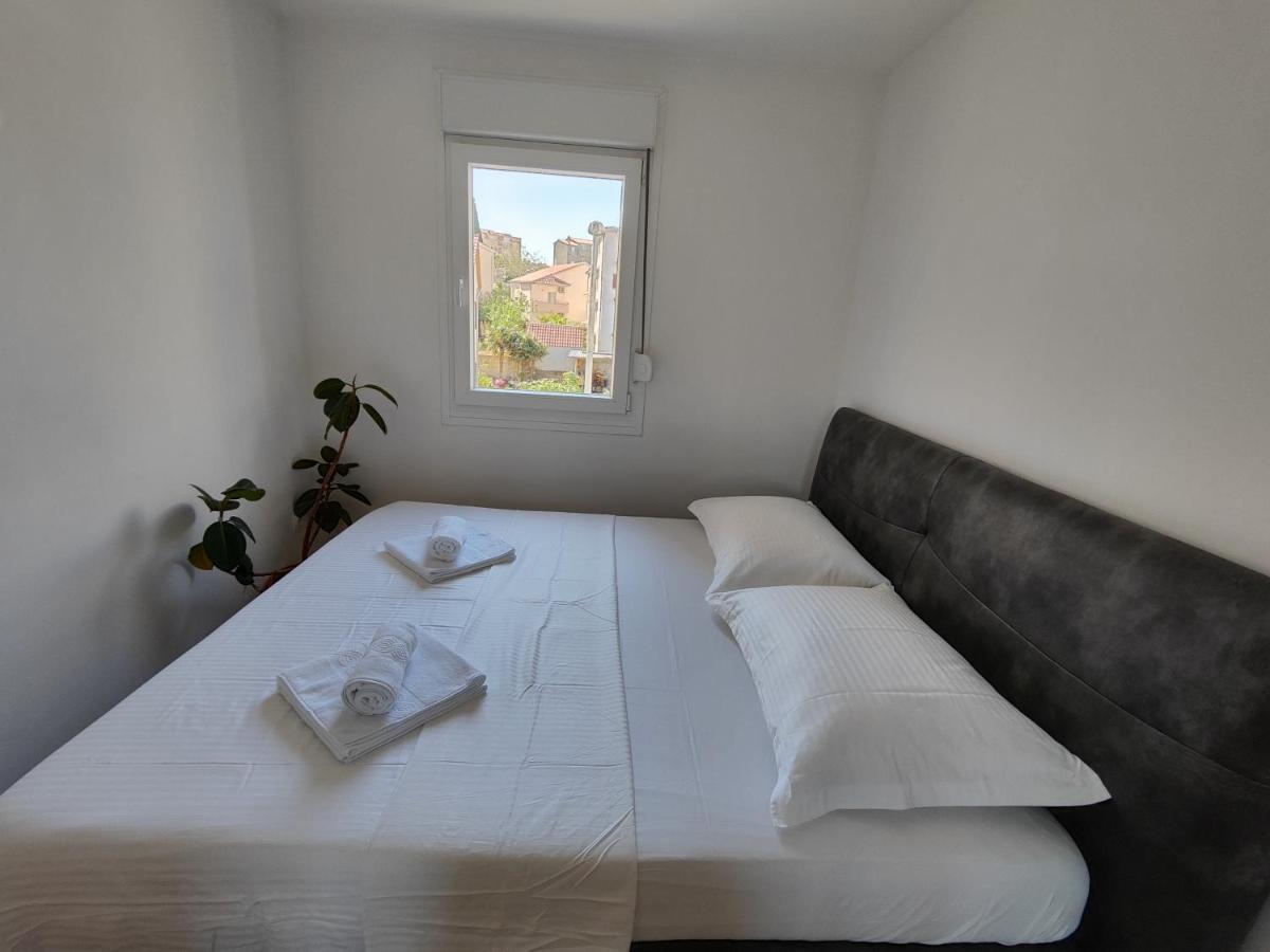 Lucy Apartment Спліт Екстер'єр фото